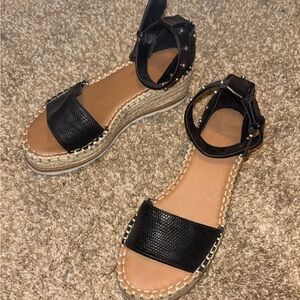 Universal Thread Black Espadrille Sandals Size 6
